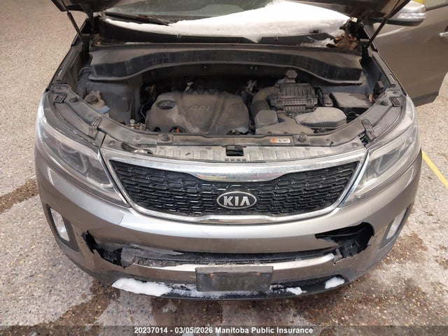 KIA SORENTO LX 2014 5XYKTCA66EG478817 Image 9