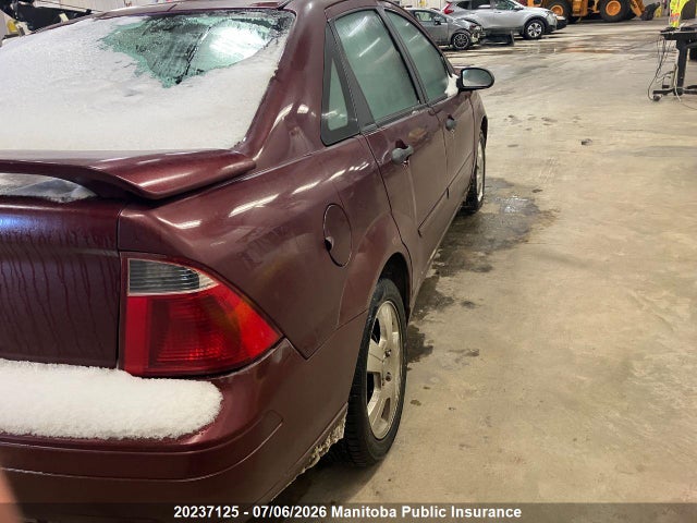 20237125 :رقم المزاد ، 1FAHP34N37W152566 vin ، 2007 Ford Focus Zx4 Ses مزاد بيع