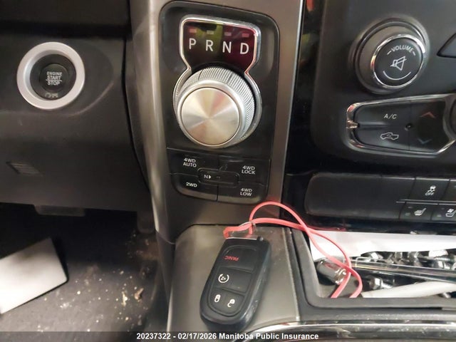 1C6RR7UT3JS166990 Dodge Ram 1500 Sport Crew Cab