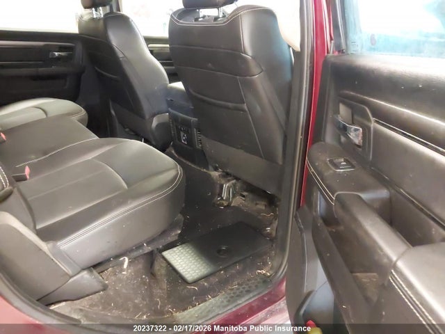 1C6RR7UT3JS166990 Dodge Ram 1500 Sport Crew Cab