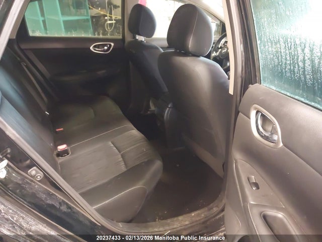 3N1AB7AP2JY217109 Nissan Sentra 1.8 Sv