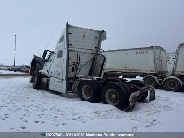 4V4NC9EHXLN226915 Volvo Vnl64t