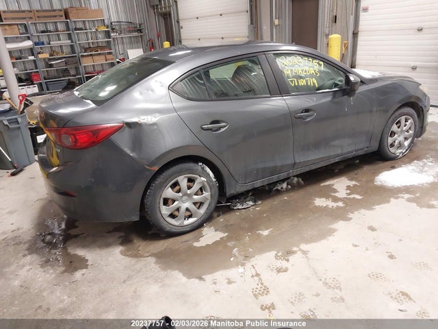 3MZBM1U7XEM101719 Mazda Mazda3 Gx Sky
