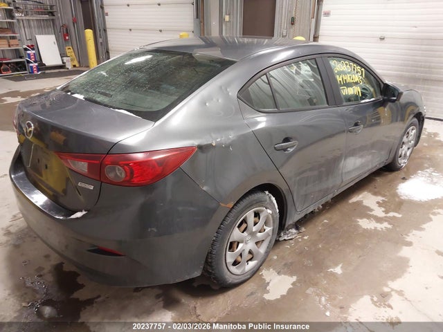 3MZBM1U7XEM101719 Mazda Mazda3 Gx Sky