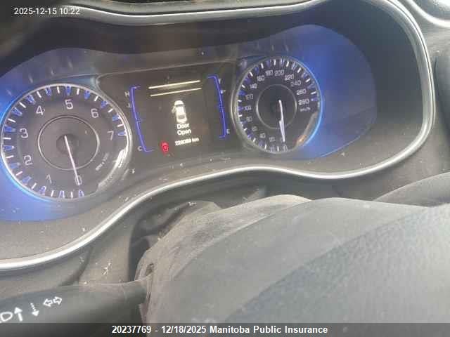 Продажа на аукционе авто 2016 Chrysler 200 Limited, vin: 1C3CCCAB5GN111120, номер лота: 20237769