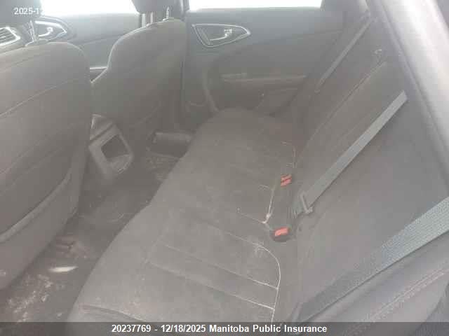 Продажа на аукционе авто 2016 Chrysler 200 Limited, vin: 1C3CCCAB5GN111120, номер лота: 20237769
