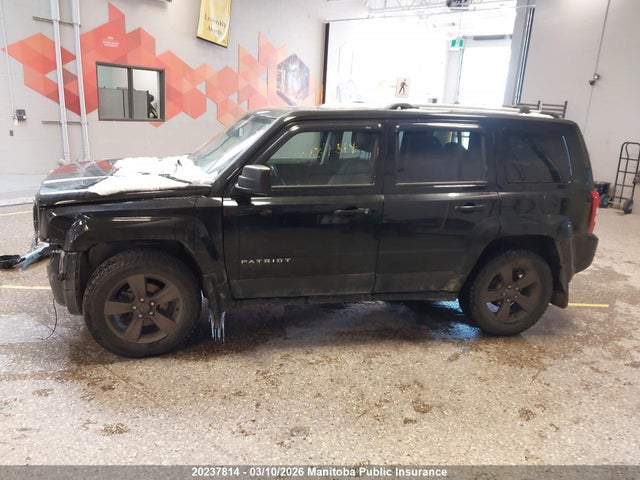 Продажа на аукционе авто 2016 Jeep Patriot High Altitude, vin: 1C4NJRAB3GD580323, номер лота: 20237814
