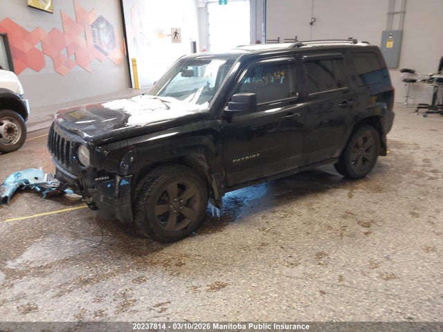Продажа на аукционе авто 2016 Jeep Patriot High Altitude, vin: 1C4NJRAB3GD580323, номер лота: 20237814