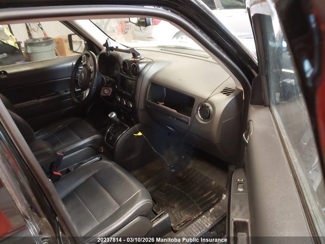 Продажа на аукционе авто 2016 Jeep Patriot High Altitude, vin: 1C4NJRAB3GD580323, номер лота: 20237814