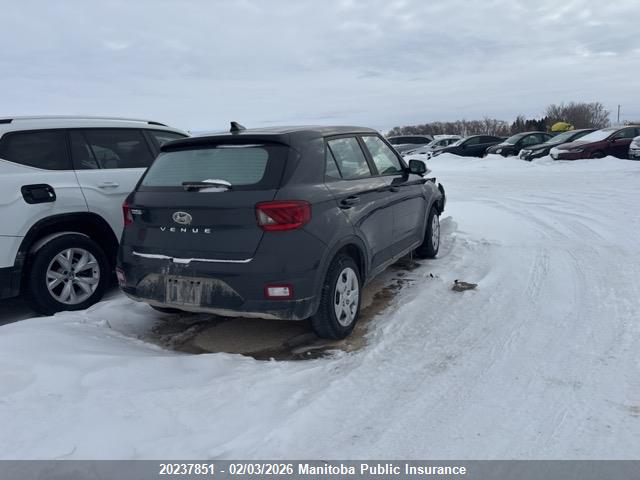 Hyundai Venue Essential 2022 KMHRB8A37NU198774 Image 4