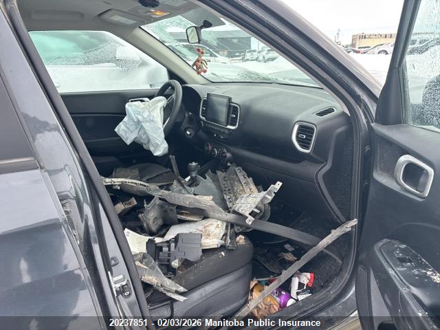 Hyundai Venue Essential 2022 KMHRB8A37NU198774 Image 5