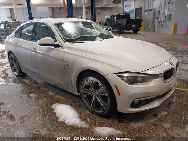 2016 Bmw 328i Xdrive მანქანა იყიდება აუქციონზე, vin: WBA8E3C54GK501823, აუქციონის ნომერი: 20237857