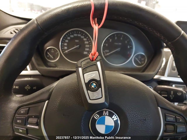 2016 Bmw 328i Xdrive მანქანა იყიდება აუქციონზე, vin: WBA8E3C54GK501823, აუქციონის ნომერი: 20237857