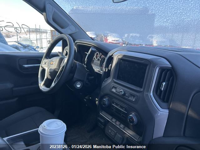 1GCUYBEF1MZ435680 Chevrolet Silverado 1500 Custom Crew Cab