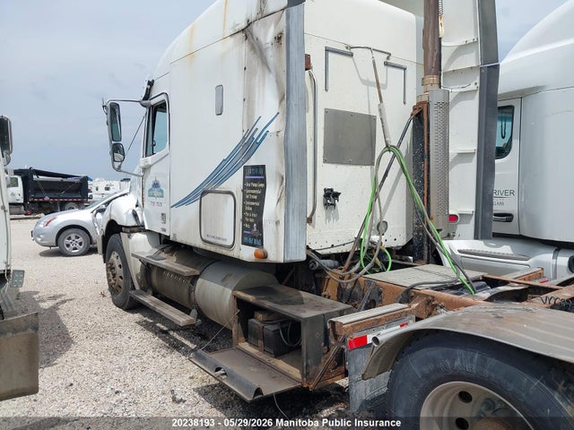 20238193 :رقم المزاد ، 1FUJA6CVX4LN00157 vin ، 2004 Freightliner Other مزاد بيع