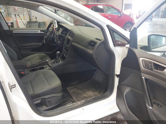3VW217AU1GM041127 Volkswagen Golf 1.8 Tsi