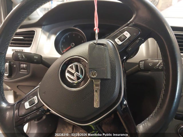 3VW217AU1GM041127 Volkswagen Golf 1.8 Tsi