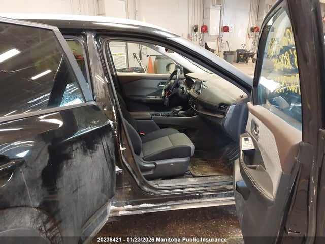 JN8BT3BB5PW207933 Nissan ROGUE SV