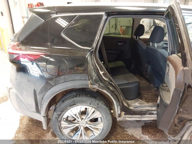 JN8BT3BB5PW207933 Nissan ROGUE SV