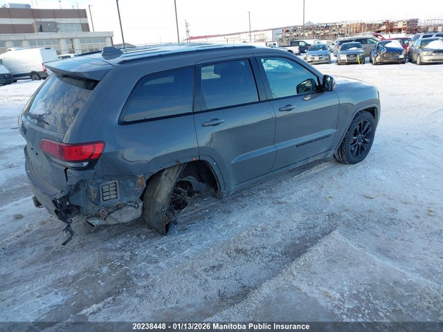 1C4RJFAG7NC139728 Jeep Grand Cherokee Laredo