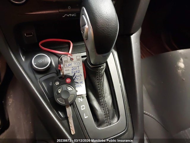 1FADP3K22HL300829 Ford FOCUS SE