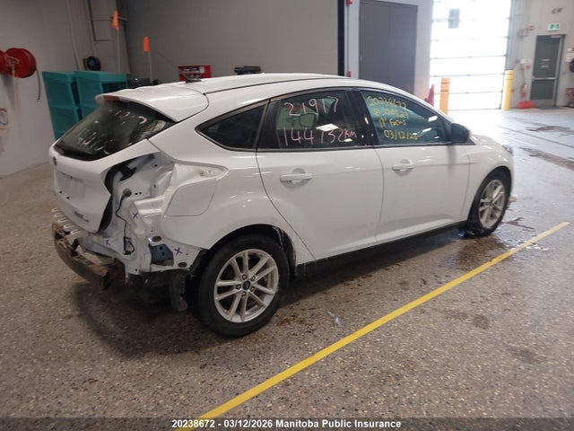 1FADP3K22HL300829 Ford FOCUS SE