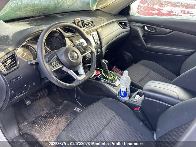 5N1AT2MV8JC749024 Nissan ROGUE SV