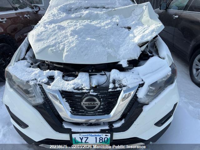 5N1AT2MV8JC749024 Nissan ROGUE SV