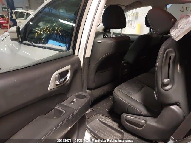 5N1DR2BM9LC647952 Nissan Pathfinder Sv