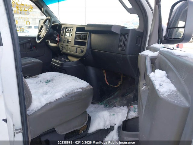 1GCWGAFF6H1288863 Chevrolet Express 2500 Cargo Van