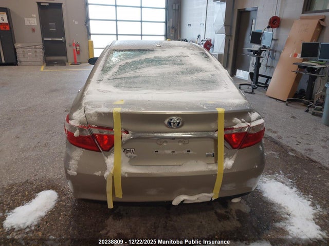 4T1BD1FK6HU209738 Toyota Camry Xle Hybrid