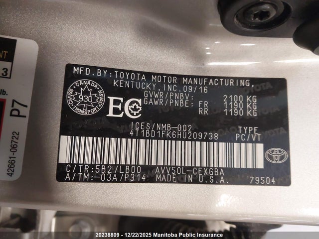 4T1BD1FK6HU209738 Toyota Camry Xle Hybrid