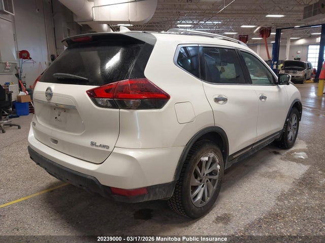 JN8AT2MV6JW341614 Nissan Rogue Sl
