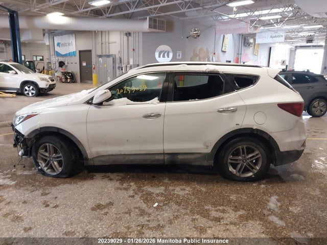 5NMZUDLB9JH054186 Hyundai SANTA FE SPORT