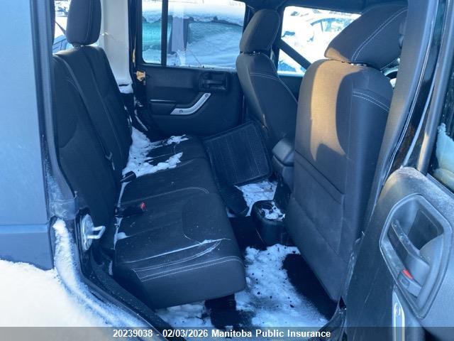 1C4BJWEG8JL898734 Jeep Wrangler Unlimited Sahara