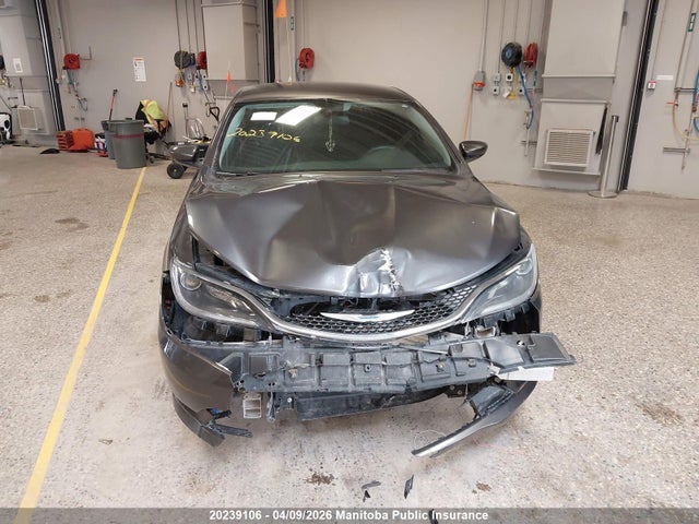 20239106 :رقم المزاد ، 1C3CCCFBXGN119609 vin ، 2016 Chrysler 200 Lx مزاد بيع