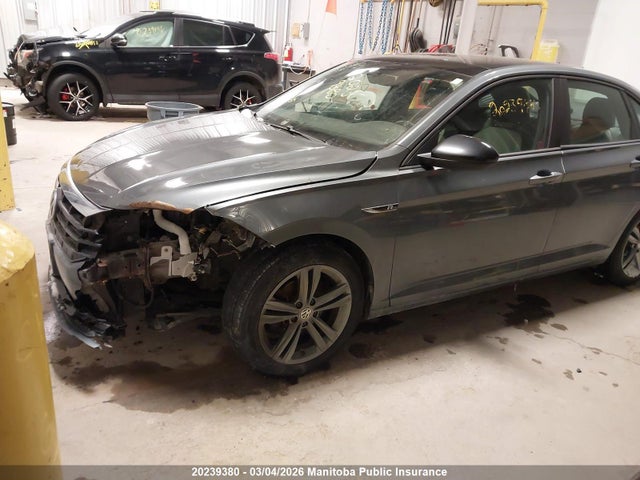 3VWW57BU5KM012291 Volkswagen Jetta 1.4 Tsi