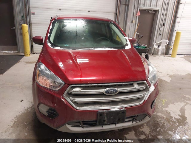 1FMCU9GDXHUB18166 Ford ESCAPE SE