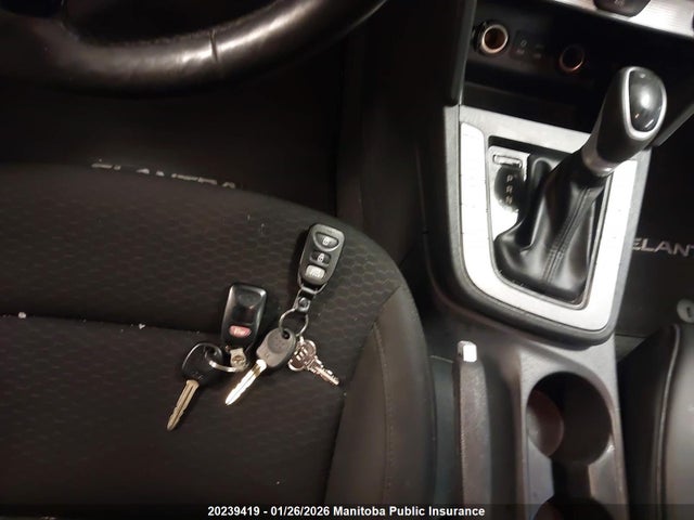 KMHD84LF0LU929910 Hyundai Elantra Preferred