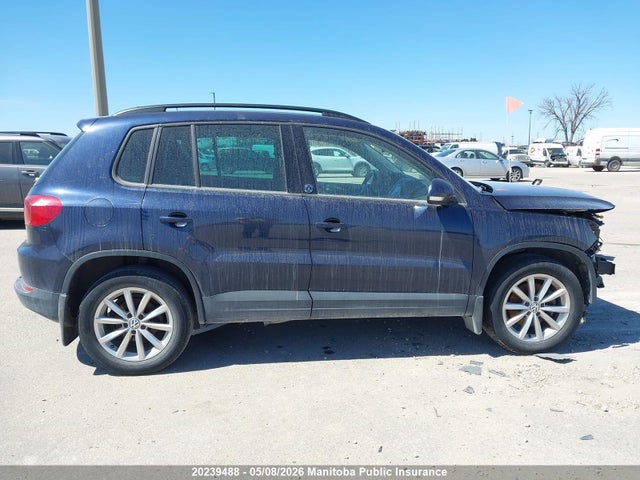 2017 Volkswagen Tiguan 2.0 Tsi მანქანა იყიდება აუქციონზე, vin: WVGNV7AX3HK012392, აუქციონის ნომერი: 20239488