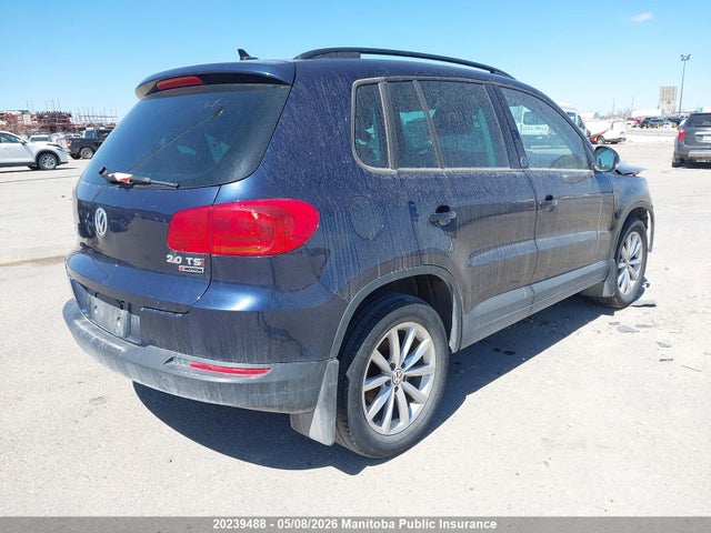 2017 Volkswagen Tiguan 2.0 Tsi მანქანა იყიდება აუქციონზე, vin: WVGNV7AX3HK012392, აუქციონის ნომერი: 20239488