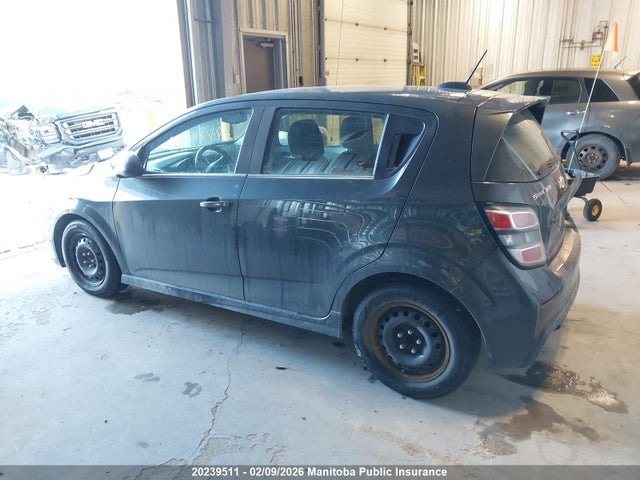 1G1JD6SB2H4138016 Chevrolet SONIC LT