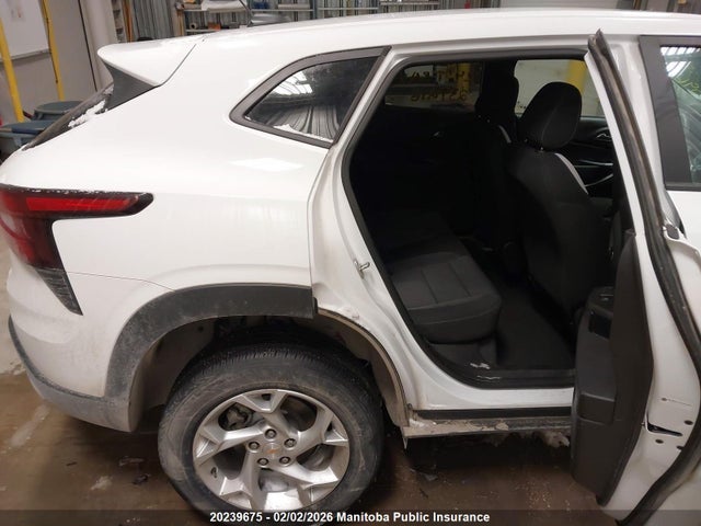 KL77LFE25RC239216 Chevrolet TRAX LS