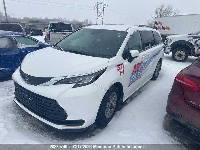 5TDGSKFC5NS055179 Toyota Sienna Le Hybrid