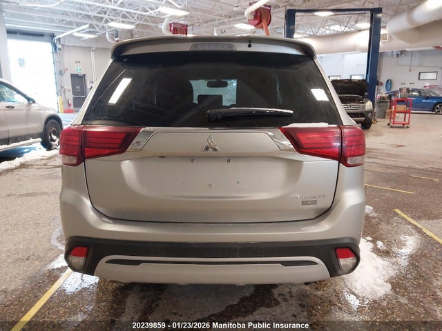 Mitsubishi Outlander Es 2019 JA4AZ2A33KZ605041 Image 16