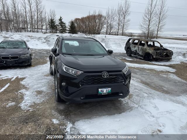 2T3R1RFVXKW059860 Toyota Rav4 Xle