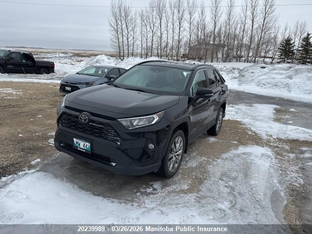 2T3R1RFVXKW059860 Toyota Rav4 Xle