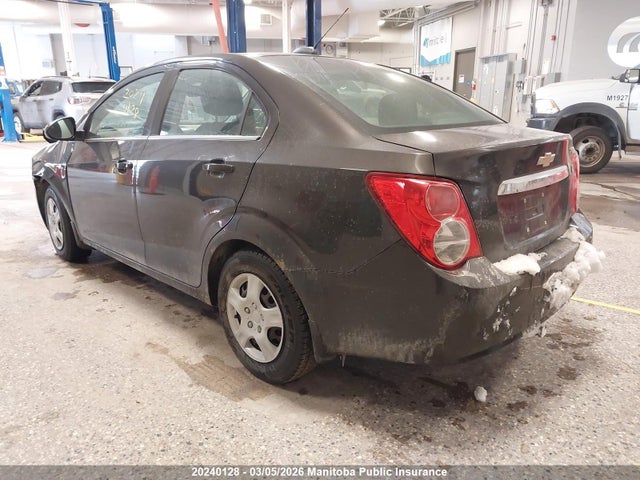 1G1JC5SH6G4180995 Chevrolet SONIC LT