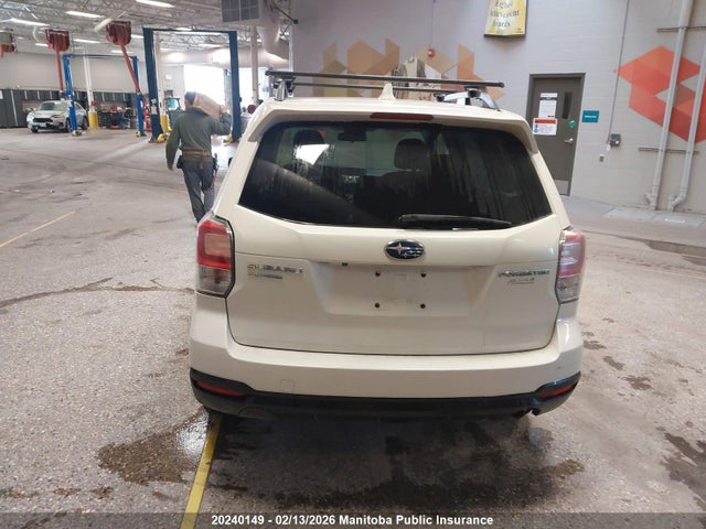Subaru Forester 2.5i Touring 2017 JF2SJEDC1HH803003 Image 16