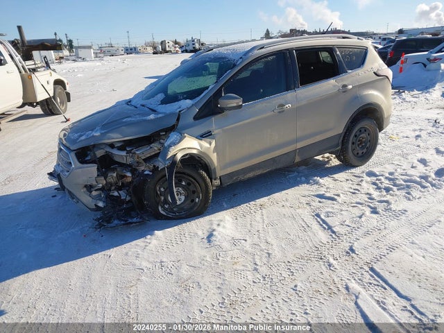 1FMCU9J92JUA13065 Ford Escape Titanium